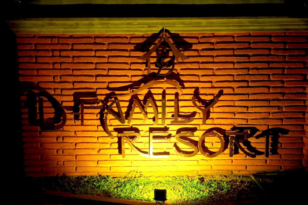 D Family Resort Anuradhapura Exterior foto